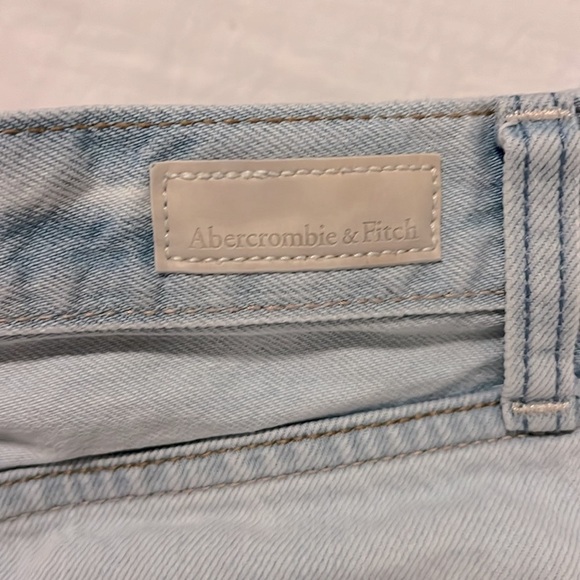 Abercrombie & Fitch Distressed Denim Button Fly High Rise Shorts Size 28 - Picture 10 of 10